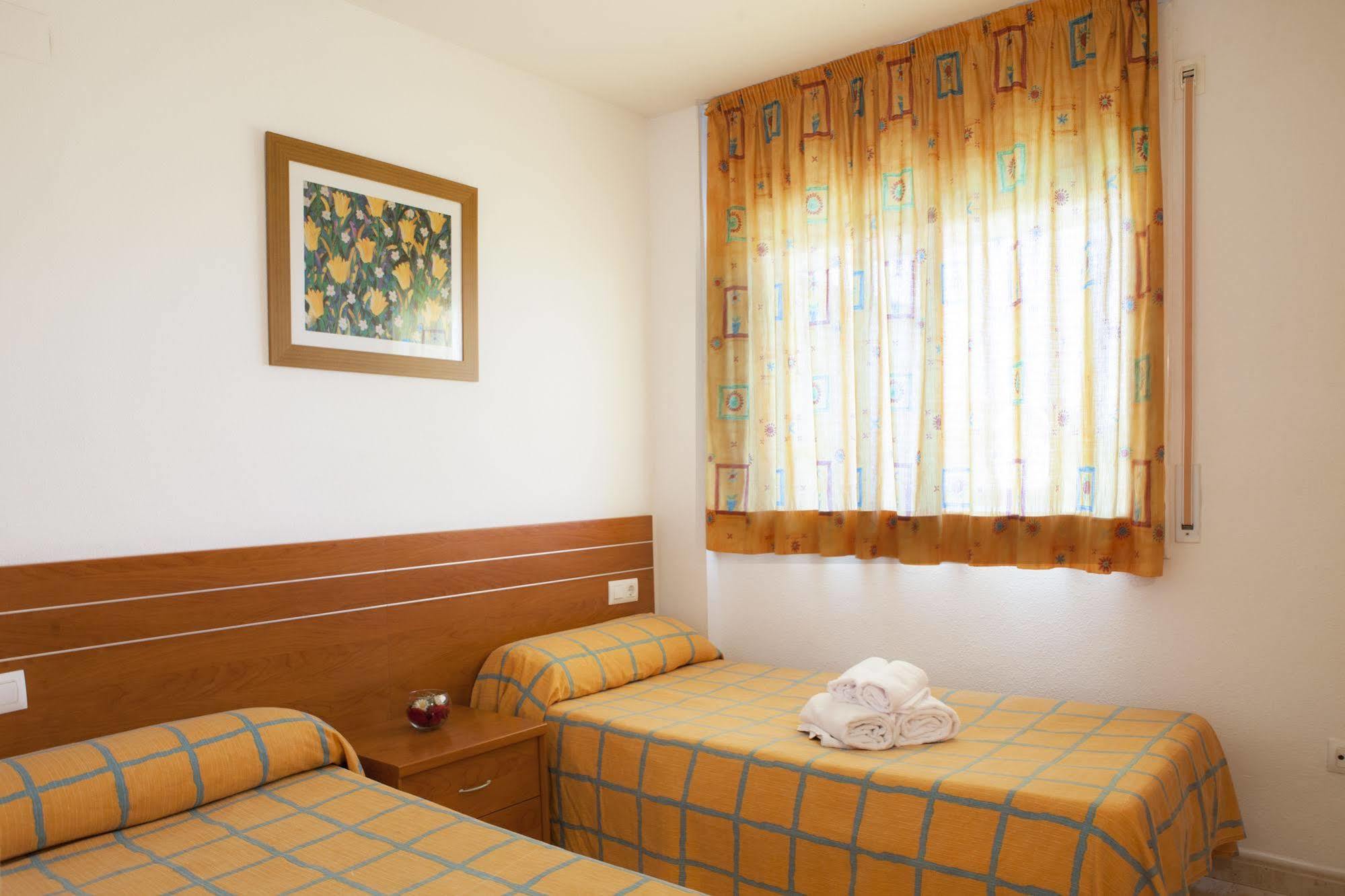 Ibersol Siesta Dorada Salou Exterior foto